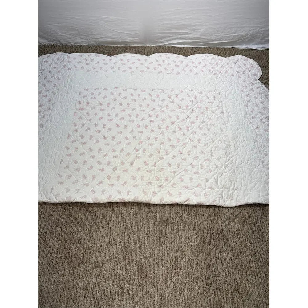 Yves Delorme Twin Size Pink Floral Eglantine Scallop‎ Quilt Coverlet Sham Cotton